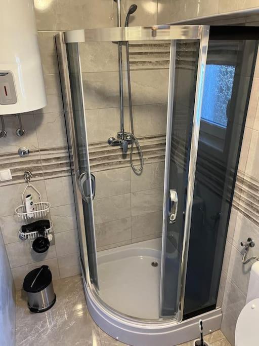 Room In Otocac Helena المظهر الخارجي الصورة